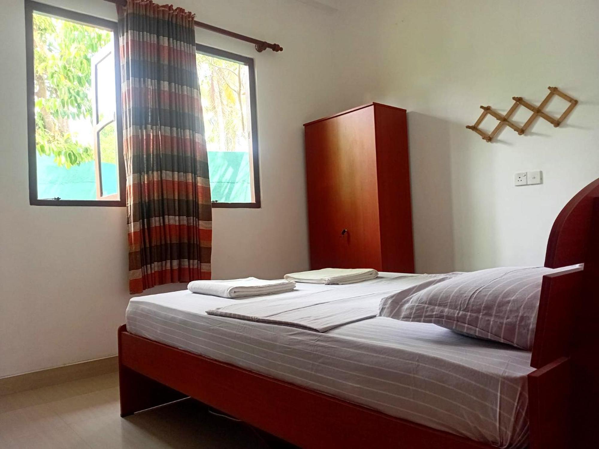 Guesthouse Dilush ベールワラ エクステリア 写真
